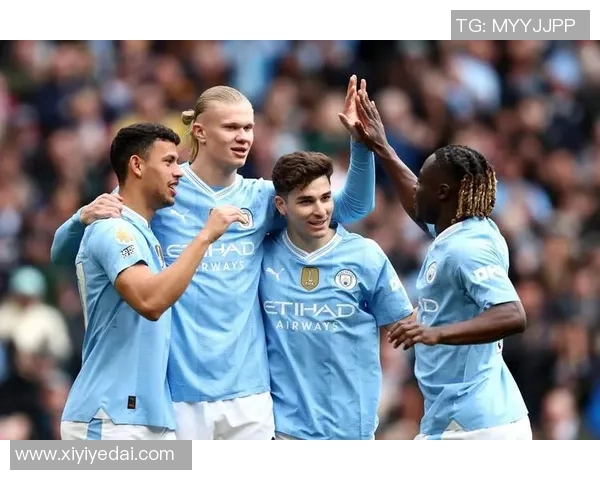 曼城球迷怒斥东社媒体,讨伐拜仁玛其尼中央队 曼城球迷怒斥东社媒体,讨伐拜仁玛其尼中央队