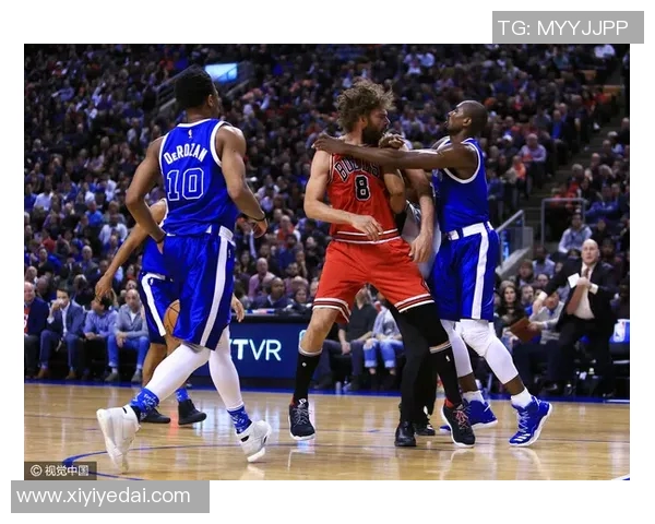 猛龙与公牛激战12月31日NBA赛场精彩对决引发球迷热议